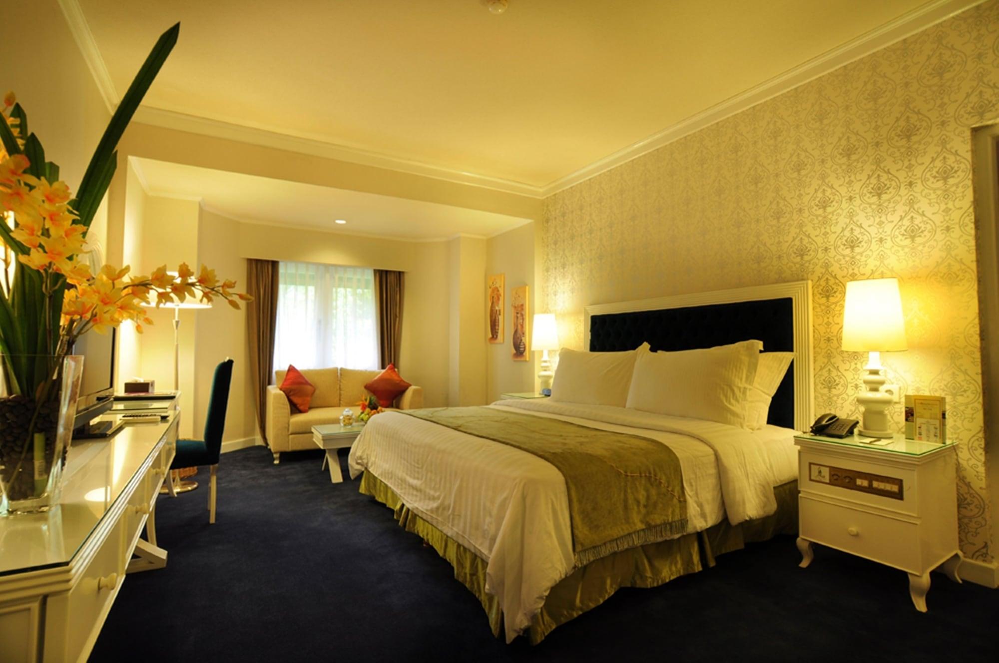 Grand Legi Hotel Mataram Exterior foto
